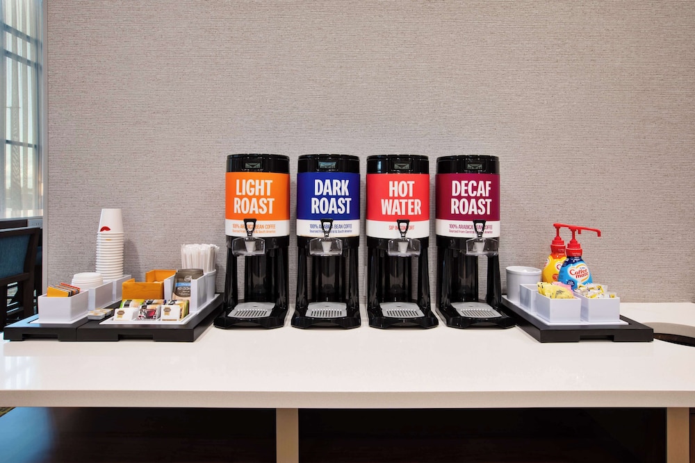 Hampton Inn & Suites by Hilton Indianapolis South Greenwood - photo 30