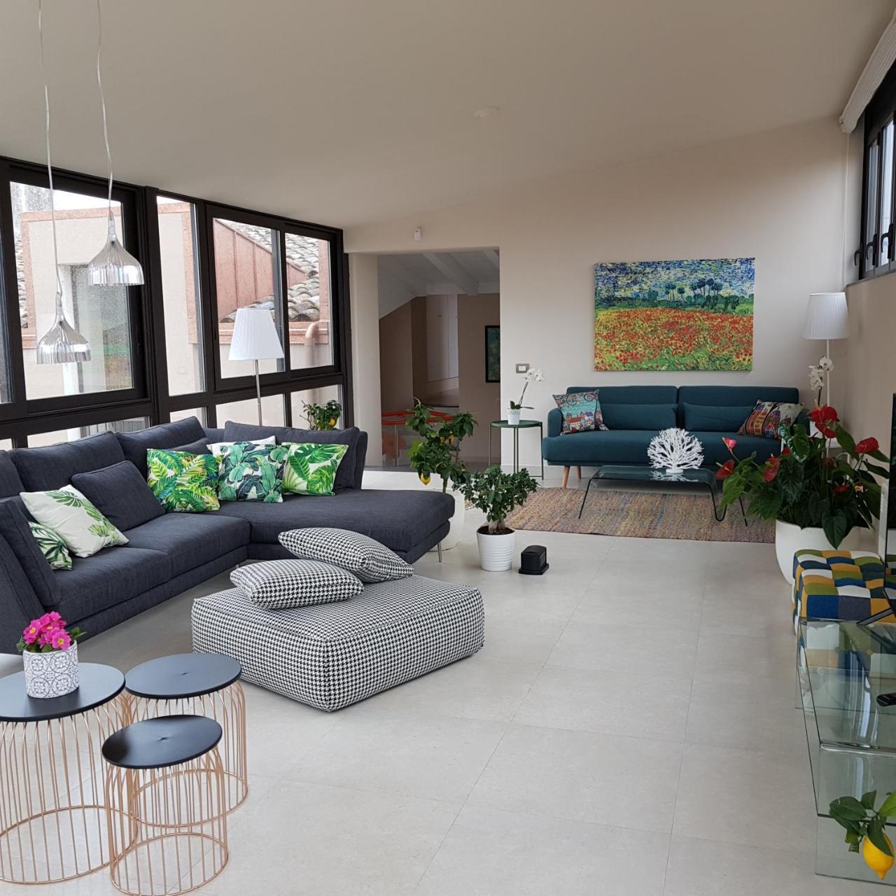 Luxury Panoramic Loft with Heated Pool Near Catania Taormina the Sea And Mount Etna by Sicilianrelaxinghomes — 4-Star Luxury Hotel in Giarre, Italy