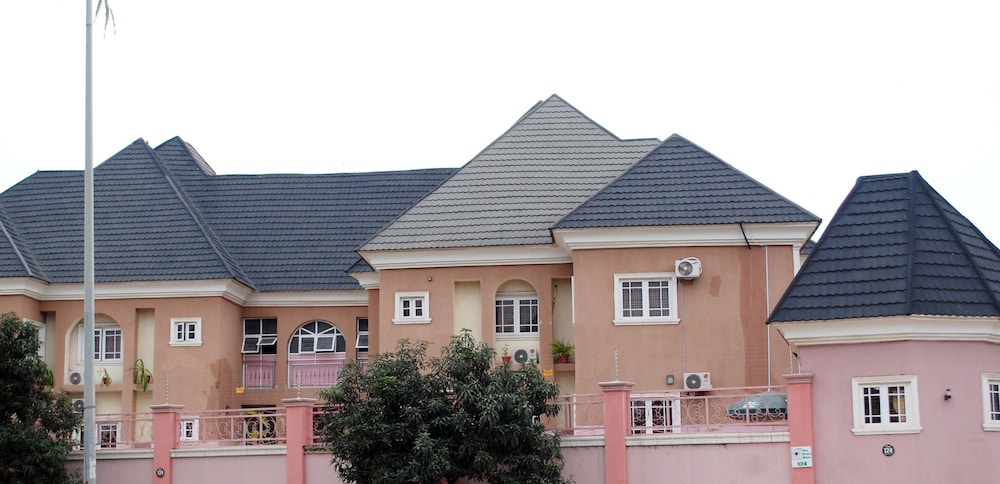mmmHouse Abuja - last minute hotel in Abuja