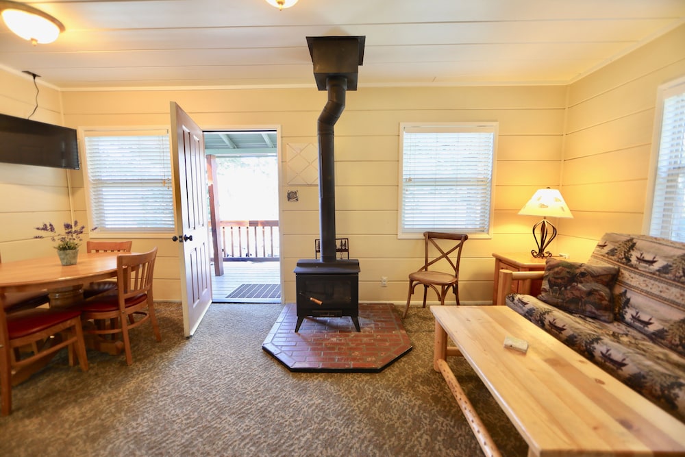 Big Rock Resort - photo 6