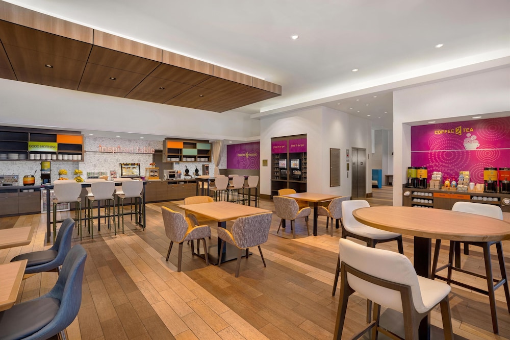 Home2 Suites by Hilton Philadelphia Convention Center PA - photo 6