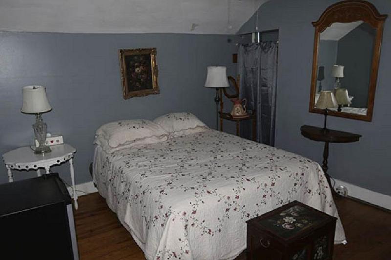 Town's Inn - photo 39
