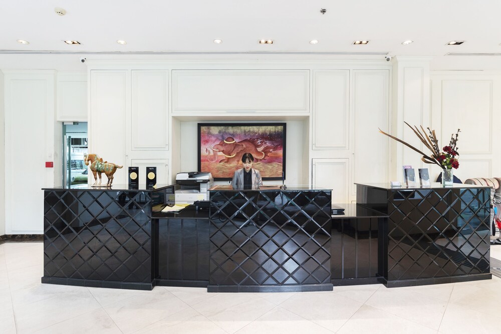 Clover Haus Sukhumvit 33 By Favstay