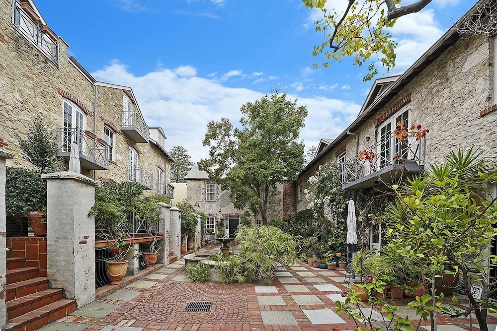 Port Mill Bed And Breakfast — 4-Star Luxury Hotel in Fremantle, Australia