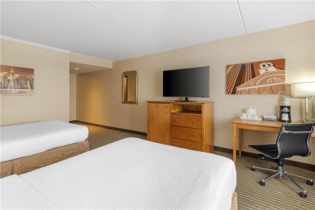 Best Western Royal Plaza Hotel & Trade Center - photo 27