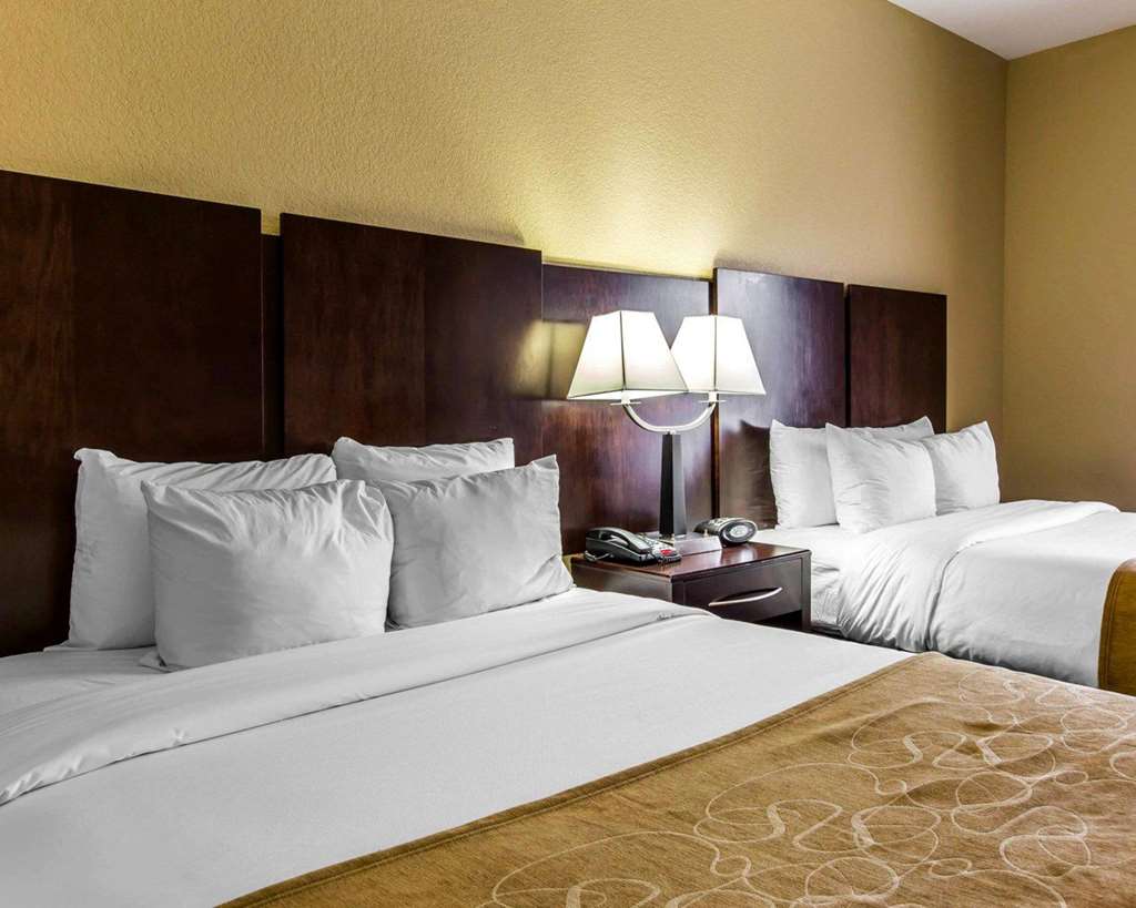 Comfort Suites Waycross - photo 21