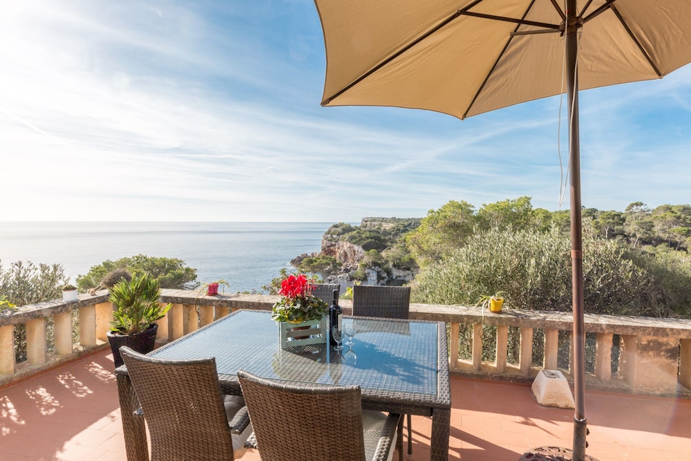 Can Mieres in Santanyi, Spain