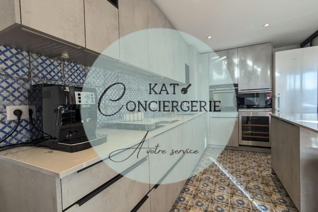 Le 828 in Vannes, France