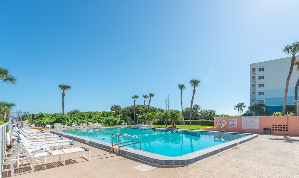 Cocoa Beach Towers by Happy Palm Stays - photo 54
