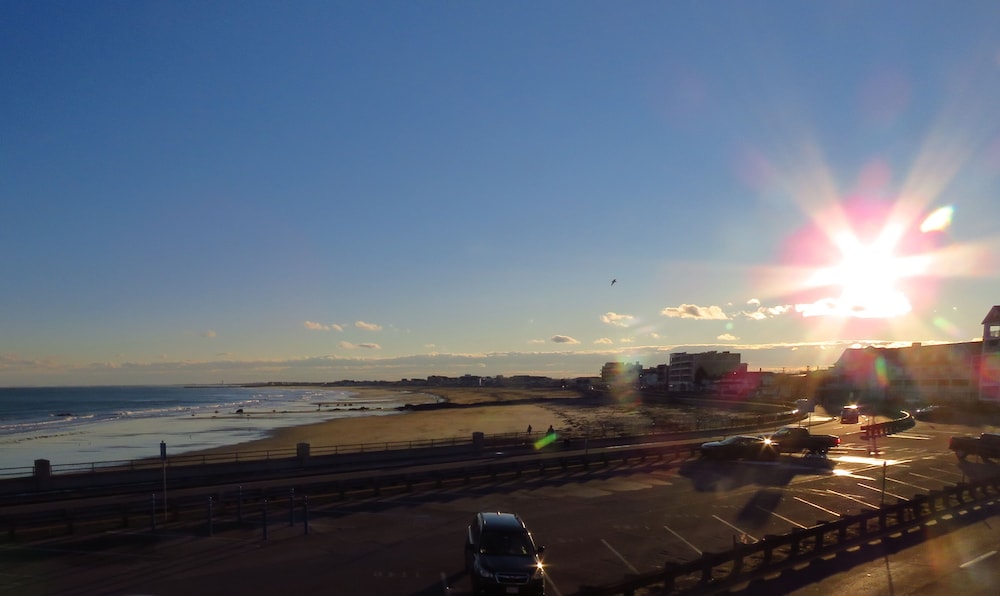 Breakers by the Sea - photo 72