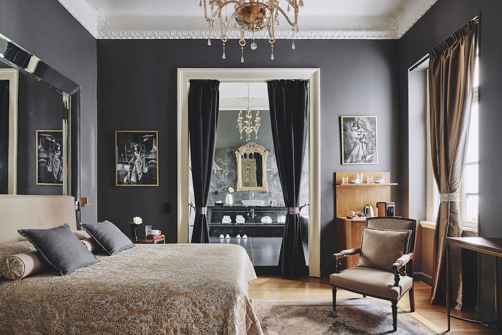 Bohemian Suites Athens