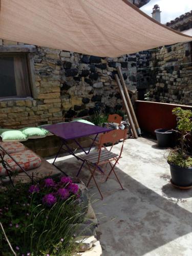 Ruelles Et Terrasses — hotel in Mirabel-Aux-Baronnies