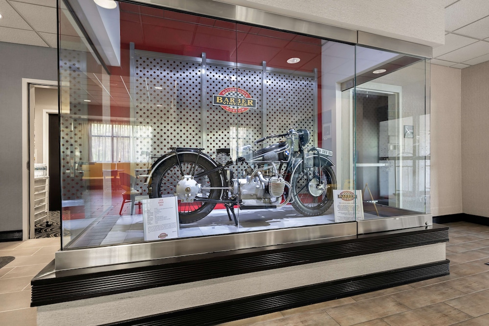 Hampton Inn Birmingham Leeds - photo 2