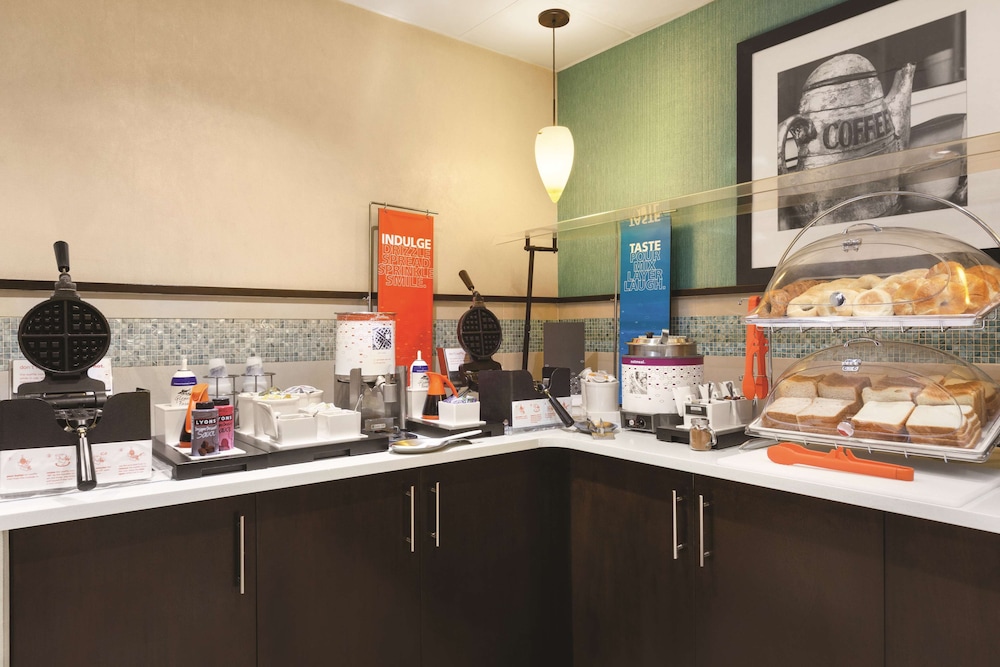 Hampton Inn Orlando International Drive Convention Center - photo 33