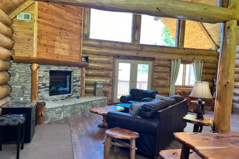 Elkmont Views Cabin by Heavenly Views Resort - photo 9