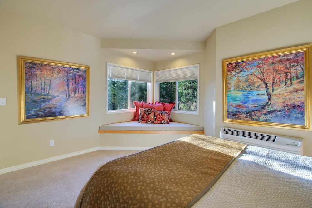 River Ridge - featured photo