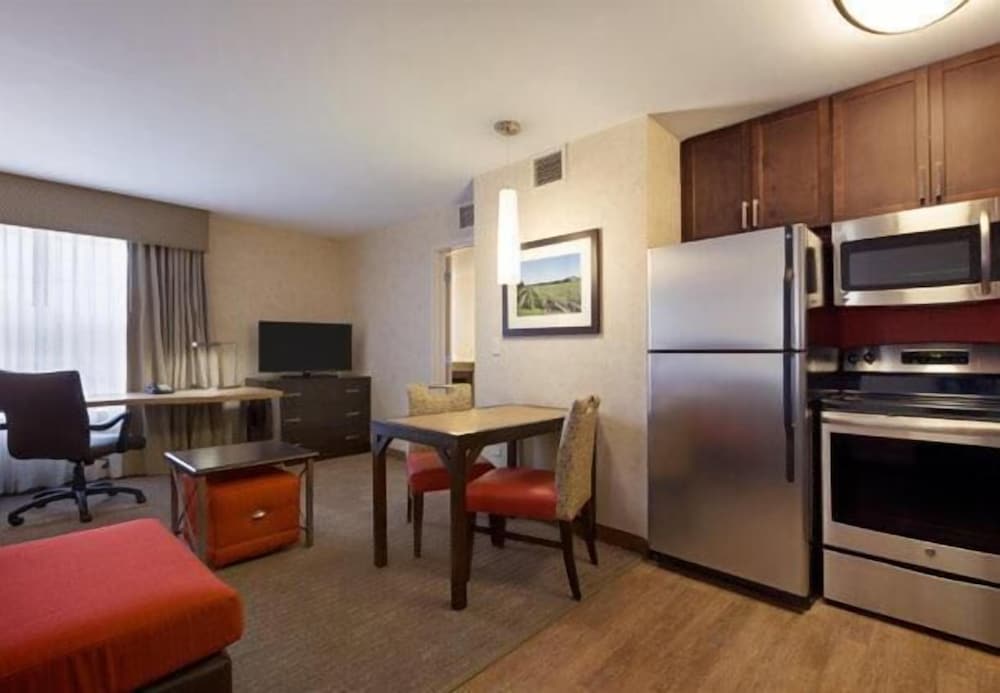 Residence Inn Long Island Islip Courthouse Complex - photo 10