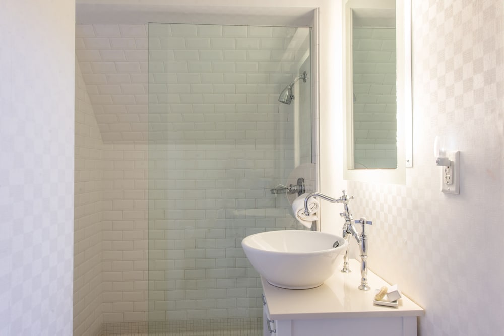Exeter Inn - photo 13