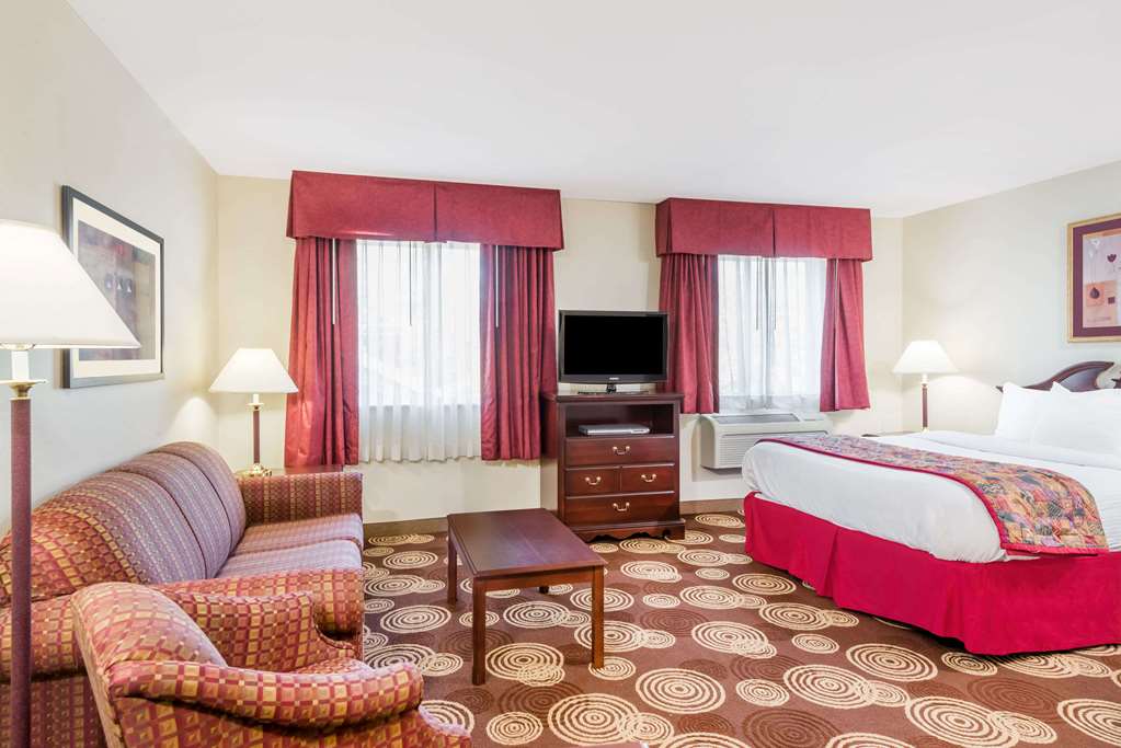 Hawthorn Extended Stay by Wyndham Seville - photo 12