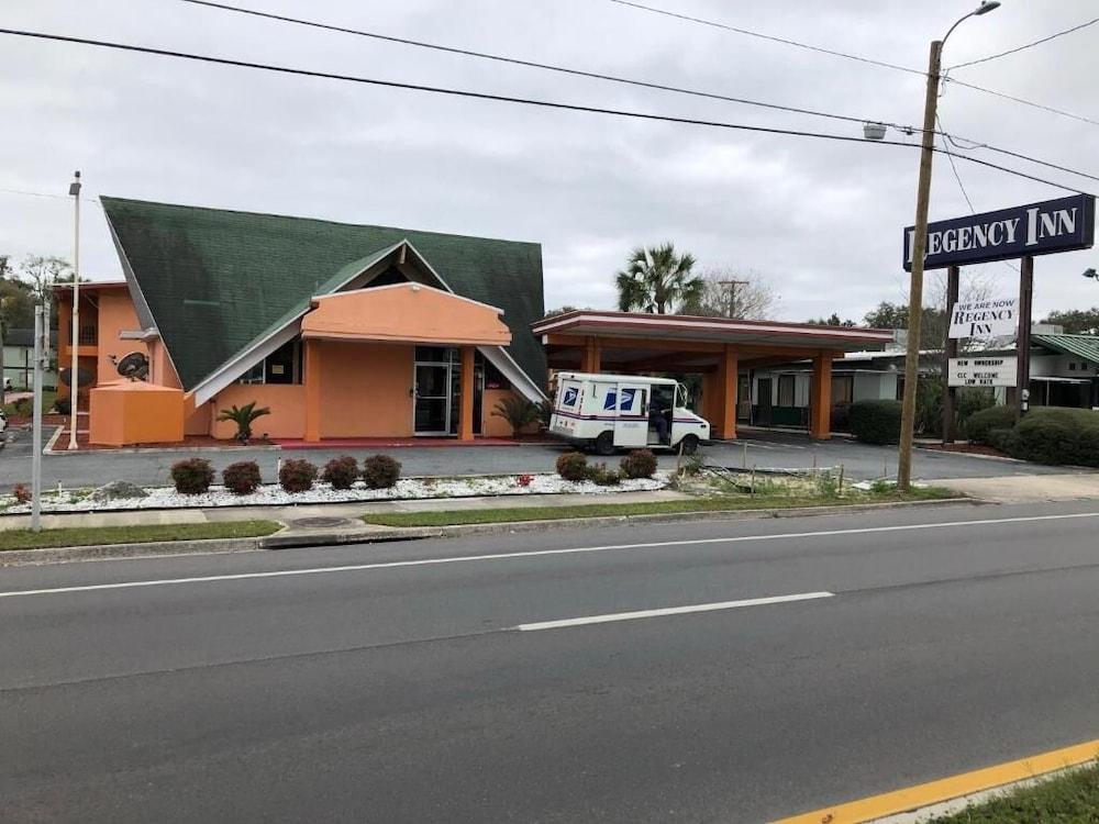 Days Inn Perry - photo 18