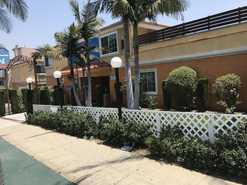 Starlight Inn La Brea - photo 2