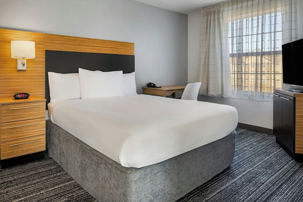 TownePlace Suites by Marriott Ontario Airport - photo 16