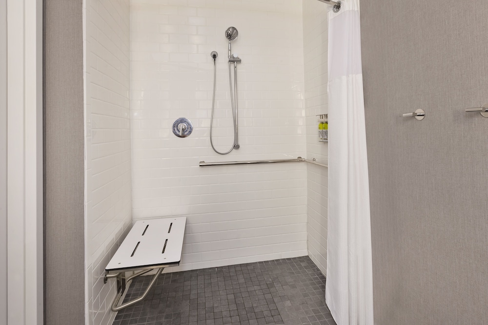 Staybridge Suites Pittsburgh Airport by IHG - photo 11
