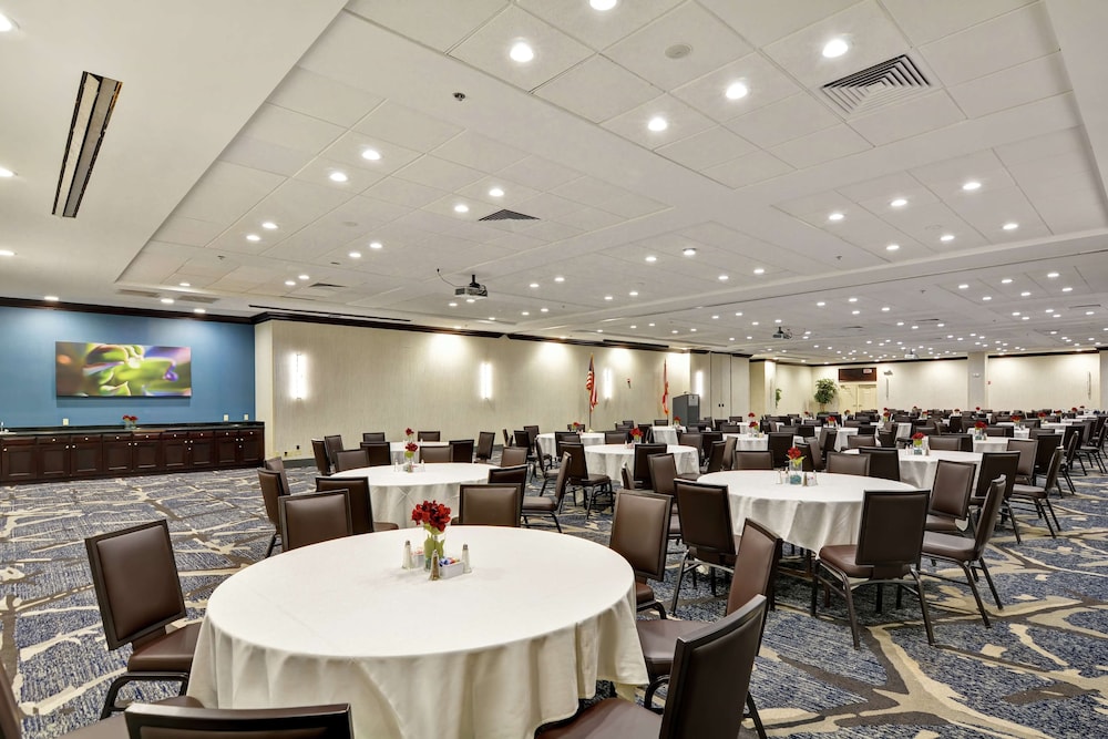 Embassy Suites by Hilton Orlando Downtown - photo 47