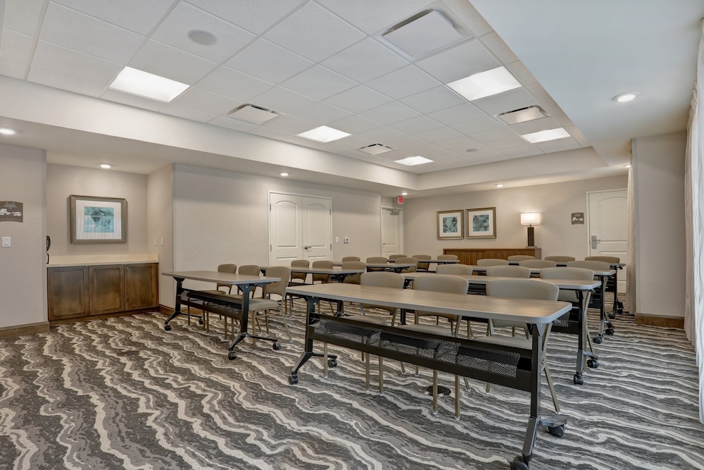 Staybridge Suites Overland Park Kansas City S by IHG - photo 25