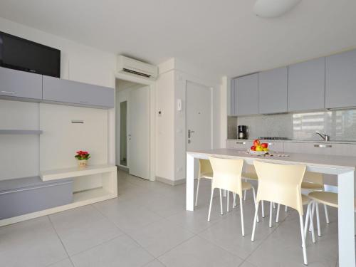 Apartment Mare 7 by Interhome — 4-Star Luxury Hotel in Lignano Sabbiadoro, Italy
