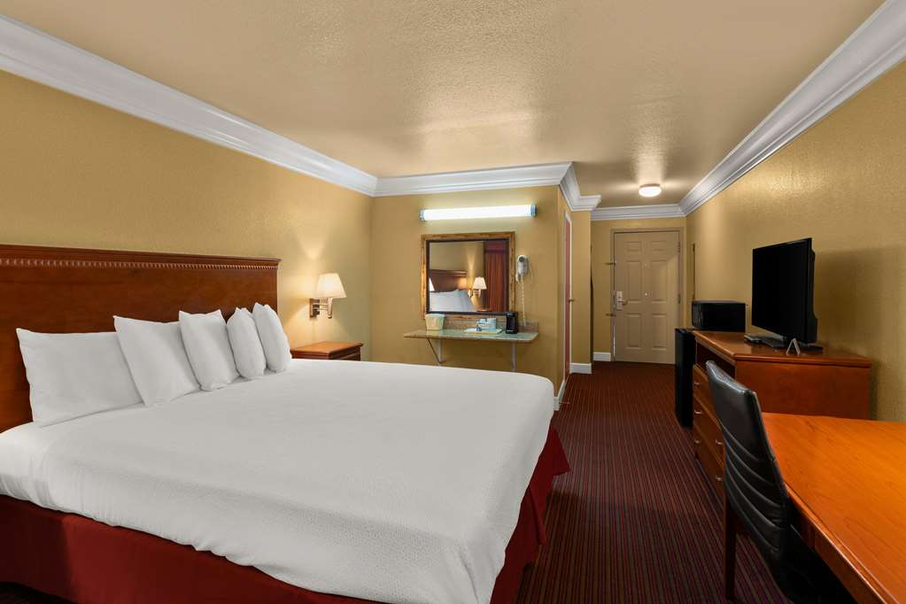 Best Western Willits Inn - photo 16