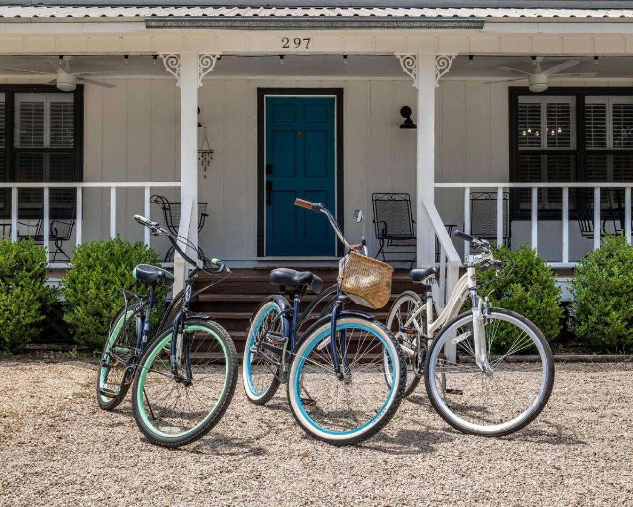 NEW Dragonfly at Firefly Grove w River Access in Wimberley, United States