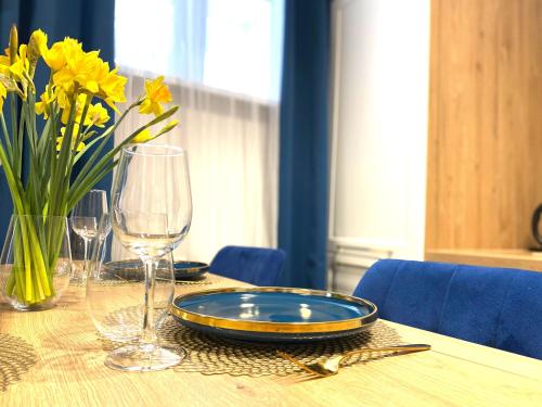 Golden Home Gliwice Centrum Mikolowska z zadaszonym parkingem w cenie — 4-Star Luxury Hotel in Gliwice, Poland