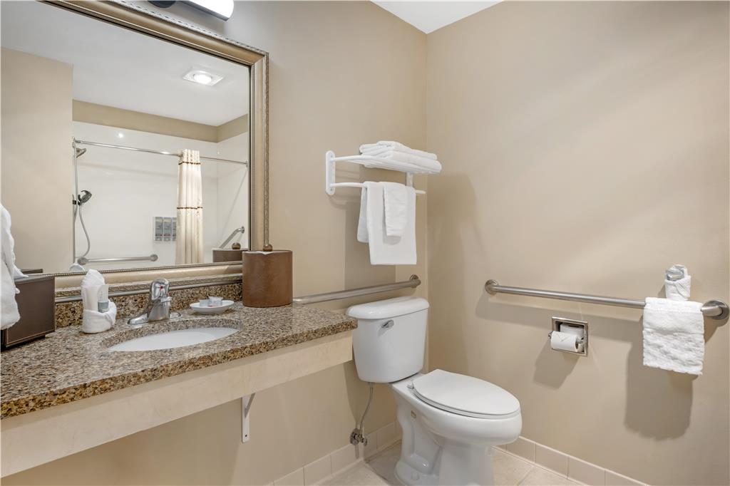 Best Western Bronco Inn - photo 40