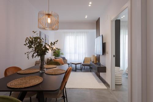 Edificio Botanica Alicante Centro by Renthas - last minute hotel in Alicante