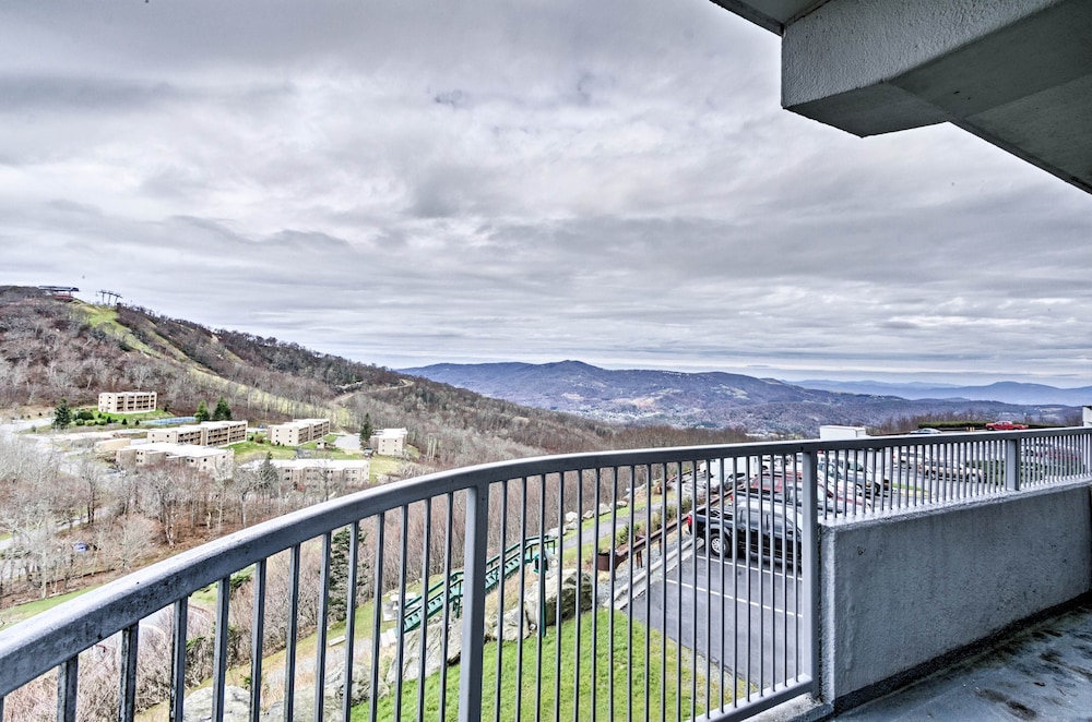 Sugar Mountain Resort Condo w Pool Table & Views - photo 24
