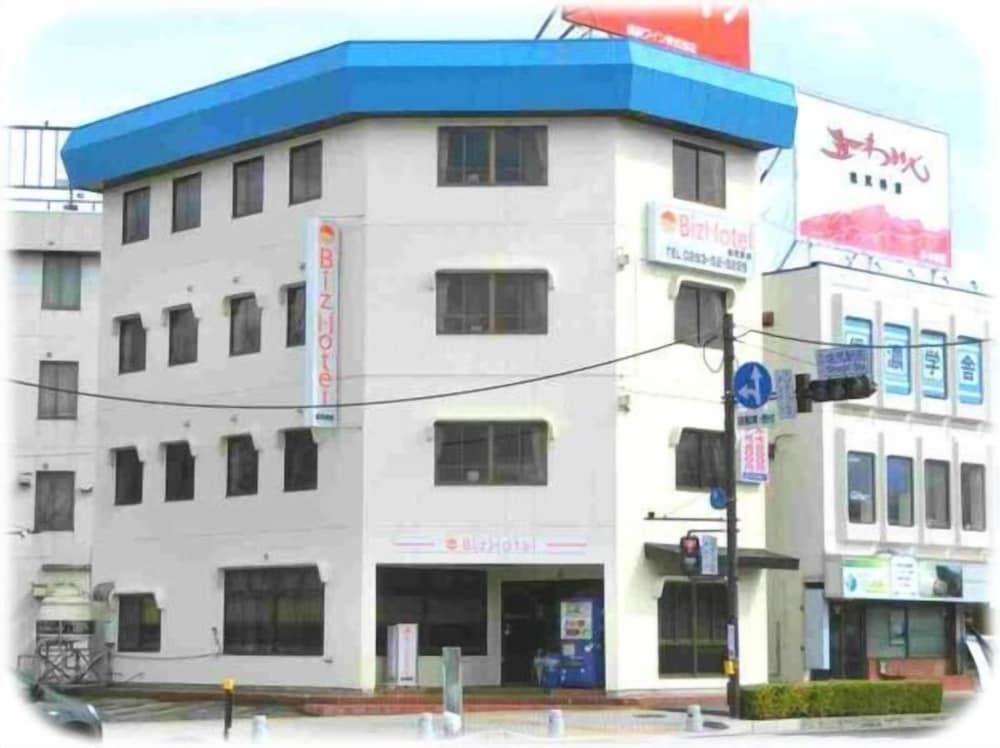 Biz Hotel Shiojiri Ekimae - carbon neutral hotel in Shiojiri