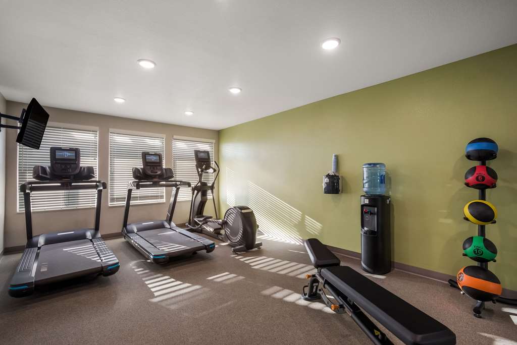 Woodspring Suites Milwaukee Menomonee Falls - photo 41