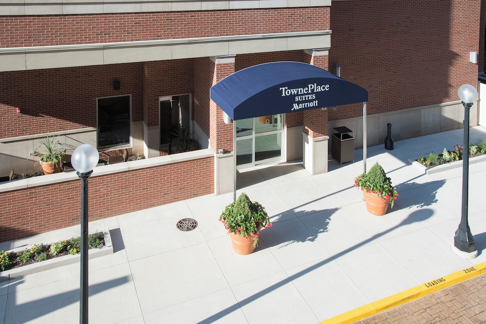 TownePlace Suites by Marriott Champaign Urbana Campustown - photo 31
