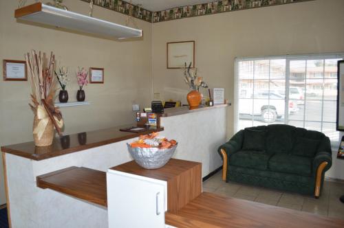 Gateway Inn Fairfield - photo 6