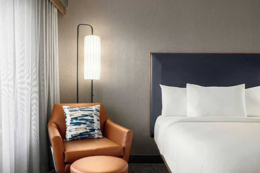 Courtyard by Marriott Kokomo - photo 8