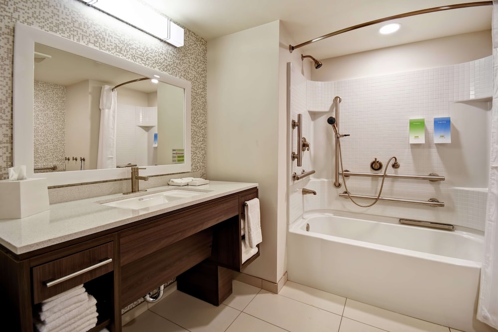 Home2 Suites by Hilton Lagrange - photo 24