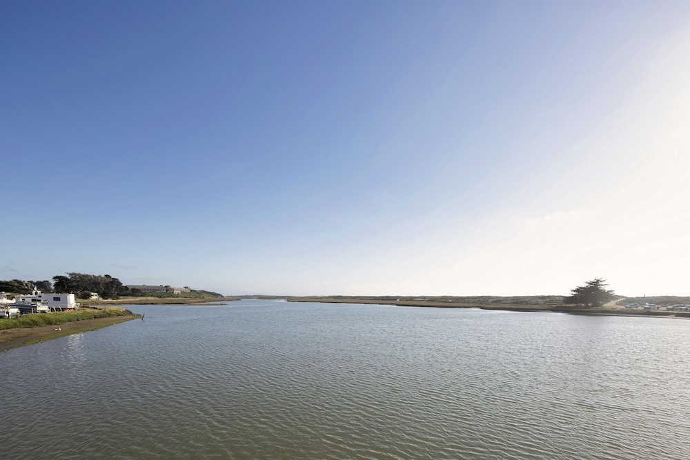 Inn At Moss Landing Point - photo 89