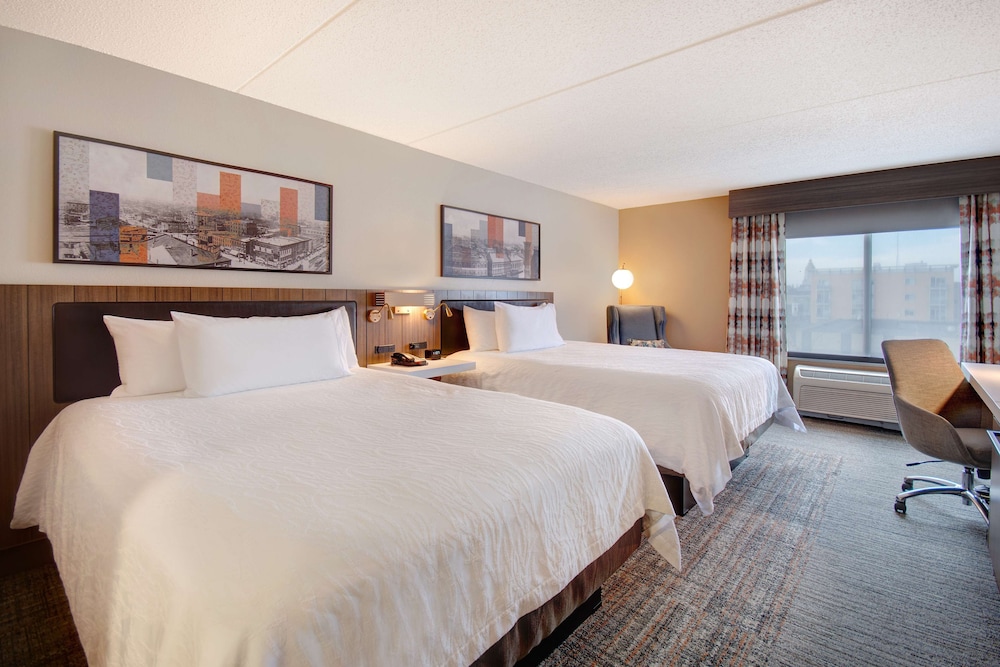 Hilton Garden Inn Terre Haute - photo 17
