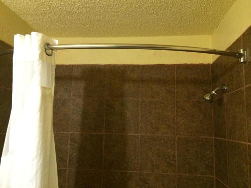 Lake Shore Motel - photo 27