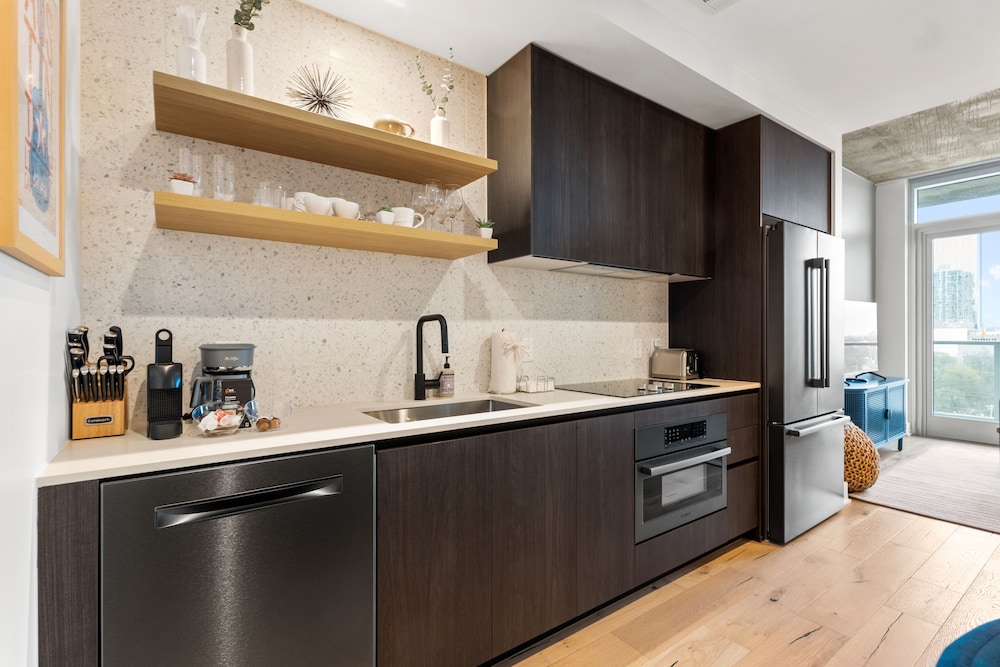 Austin Condo Hotel - photo 361