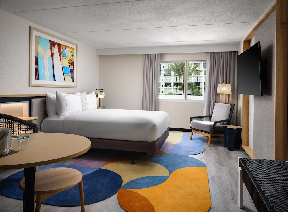 Hilton Garden Inn Cocoa Beach Oceanfront - photo 5