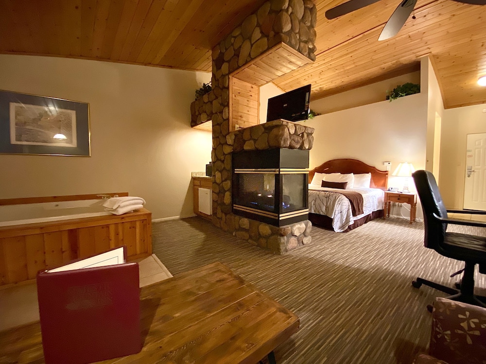 Majestic Mountain Inn - photo 13