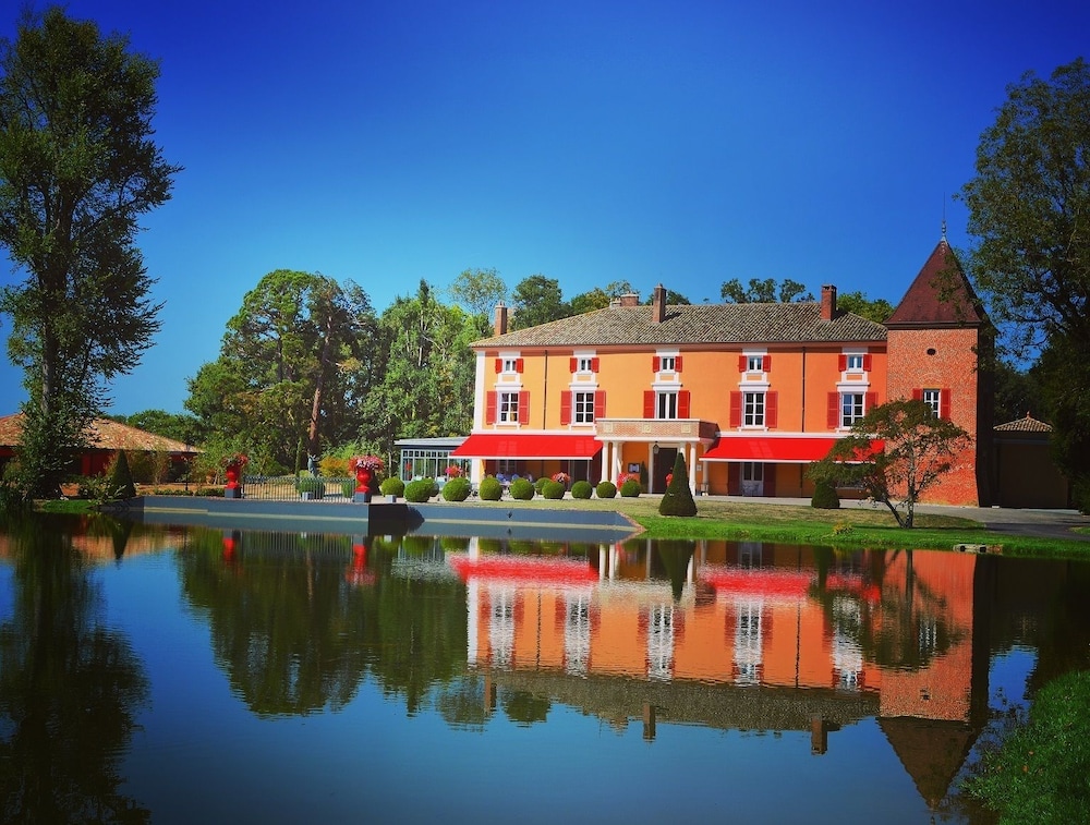 Hôtel du Bois Blanc Domaine d'Epeyssoles Georges Blanc — hotel in Vonnas
