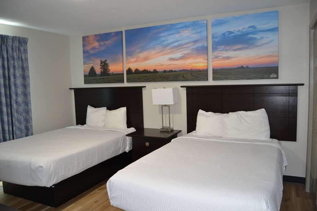 Days Inn and Suites by Wyndham Sikeston - photo 16